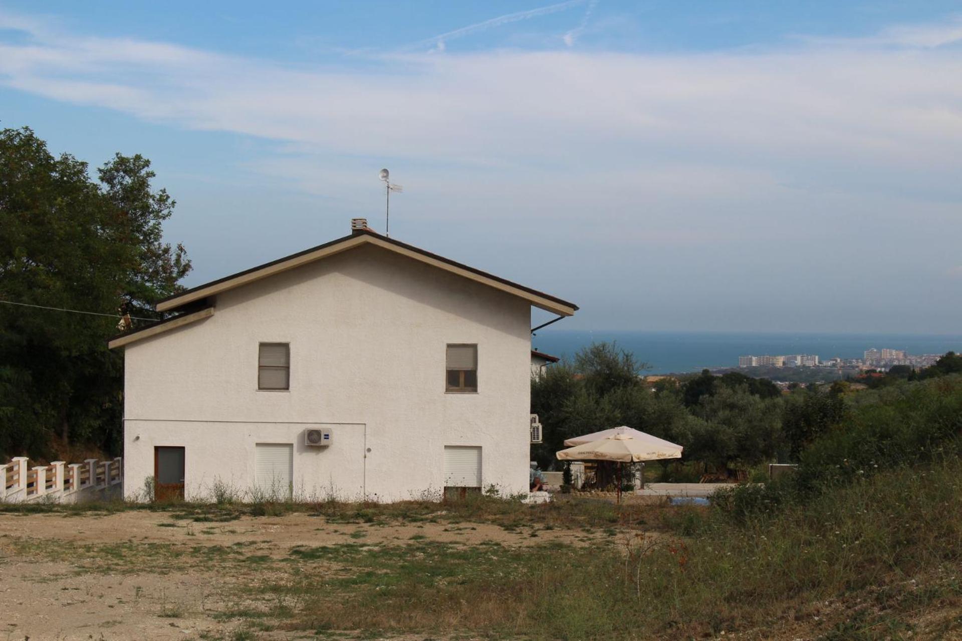 B&B La Casa Dei Nonni Silvi Paese Екстериор снимка